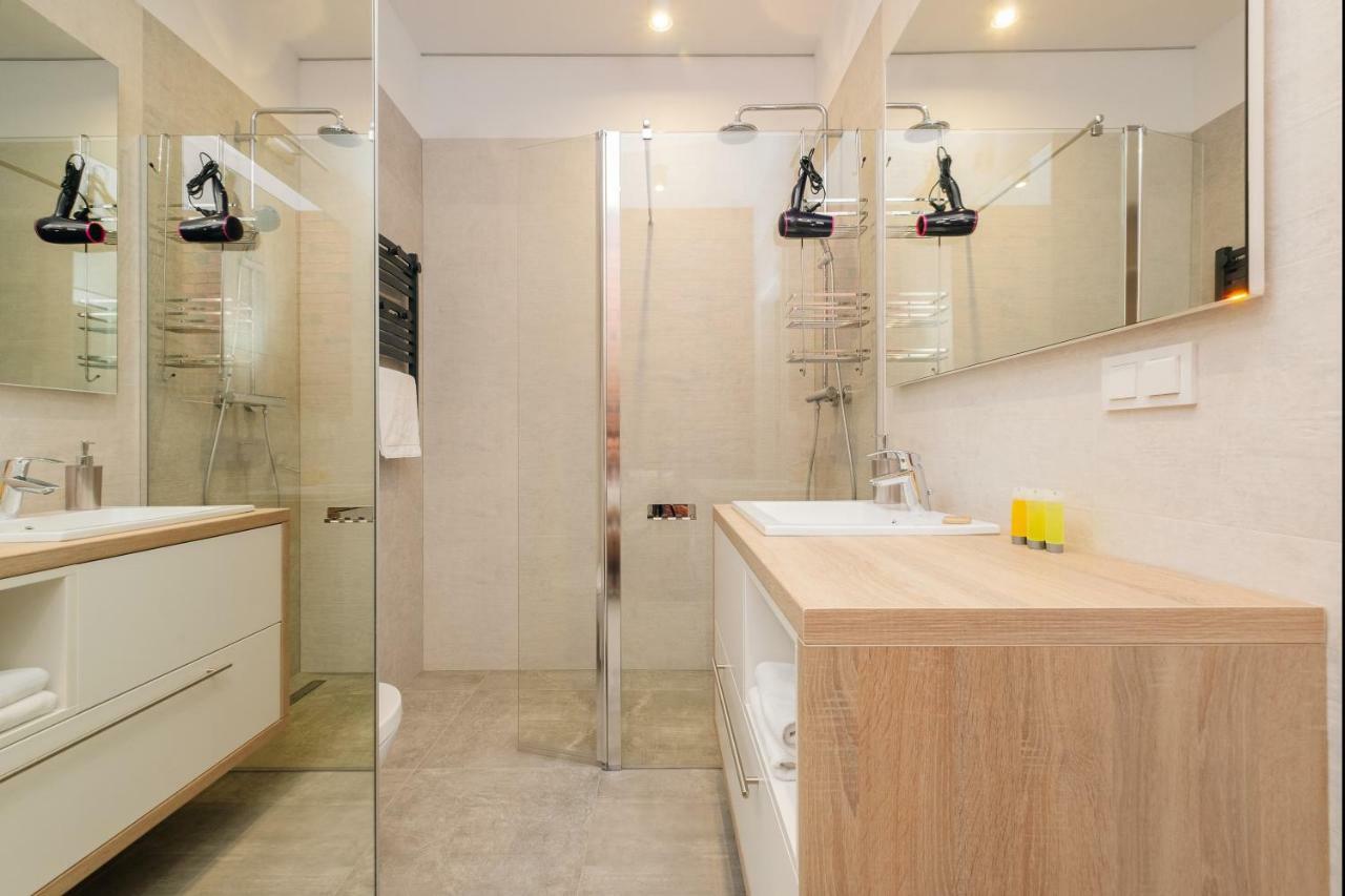 Stare Bielany 2-Bedroom Apartment Warszawa Zewnętrze zdjęcie